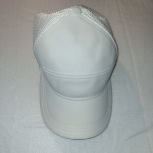 lululemon athletica Classic White Cap